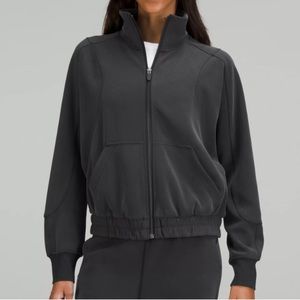 Brushed Softstreme™ Funnel Neck Zip Up Black 12 EUC